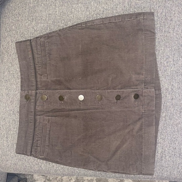 2/25✨Karmen Corduroy Skirt (Aritzia) - Picture 2 of 3